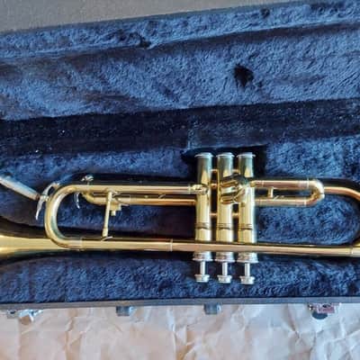 King Cleveland 600 Trumpet with case/MP, USA, Very Good Condition, No Top-Hook image 2