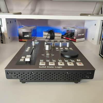 Solid State Logic SSL UF1 DAW Controller 2023 - Black image 5