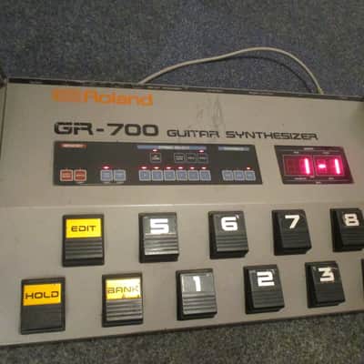 Immagine Roland GR-700 Guitar Synthesizer 1984 - 1989 - Grey - 2