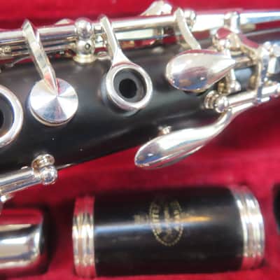 BUFFET E11 CLARINET-IMMACULATE FRESH SERVICE BY BUFFET DEALER + Xtras & Wty image 10