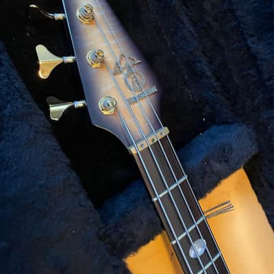 1990 Alembic Elan 4 String Bass - Quilted Maple Burst-Mint image 5