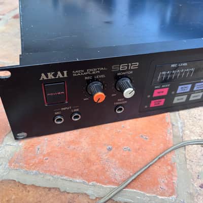 Akai S612 MIDI Digital Sampler 12-Bit image 3