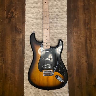 Squier quier Sonic Stratocaster HSS Limited-Edition Electric Guitar - 2-Color Sunburst 2025 - Sunburst image 1
