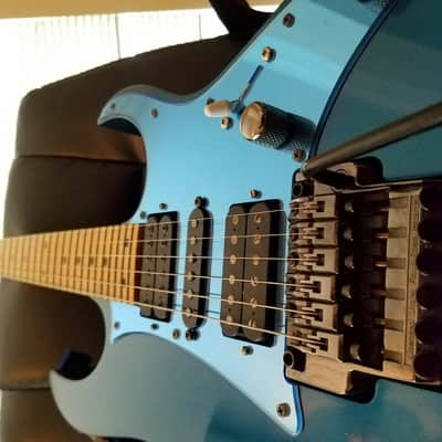 Ibanez RG550 1993 Laser Blue w/ DiMarzio and OHSC image 4