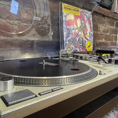 Technics SL-1200M3D 2000s - Silver Bild 3