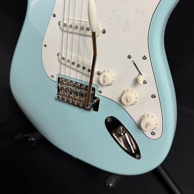 Squier FSR Classic Vibe 70's Stratocaster Electric Guitar Sonic Blue Finish (680) image 8