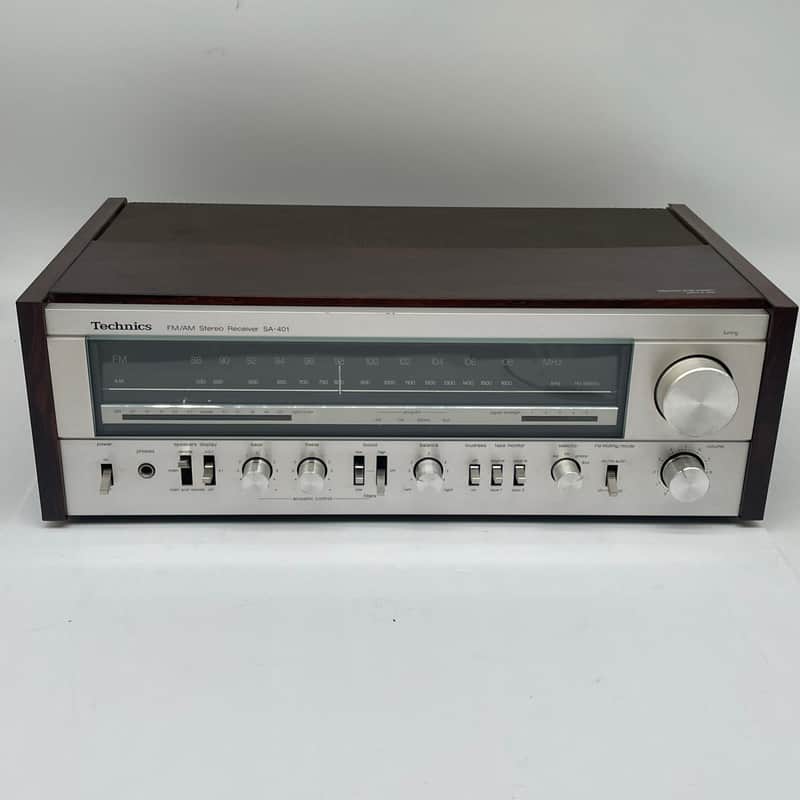 Technics SA-401 Vintage FM/AM Stereo Receiver 1980 Silver Face Wood Grain image 1