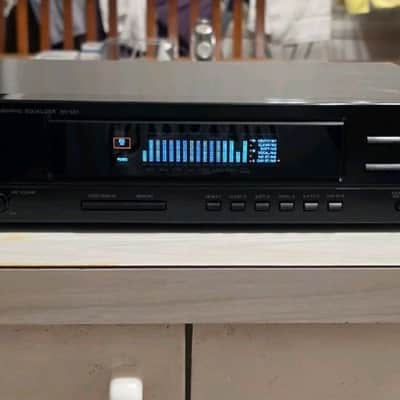 VINTAGE TECHNICS STEREO GRAPHIC EQUALIZER/MADE IN JAPAN image 3