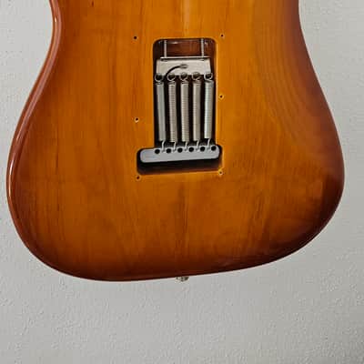 Fender American Performer Stratocaster 2020 - Honey Burst image 6