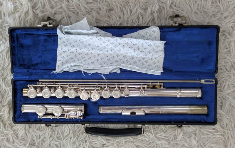 Gemeinhardt 2SP Student Flute – Excellent Condition – Includes Original Hard Case image 1
