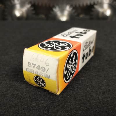 Sylvania 6BA6/EF93 Tube w/ Box image 3