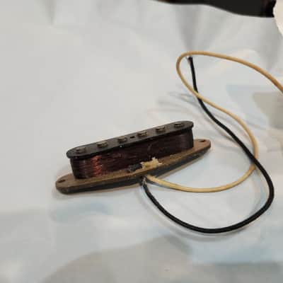 FENDER STRATOCASTER PICKUP late 1970s grey bottom rewound, meter read 5.98 image 3