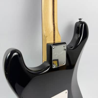Squier Stratocaster Standard 2018 - Black Glossy White Pickguard image 10