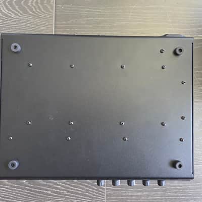 Aguilar AG 700 700-Watt Bass Amp Head 2017 - Present - Black image 4