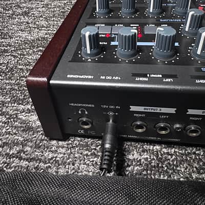 Access Virus TI Desktop Digital Synthesizer 2005 - Black W/ CUSTOM amp Cover, all accessories (OG Rack ears!) Original box, extra set of Chroma Caps Knobs image 9