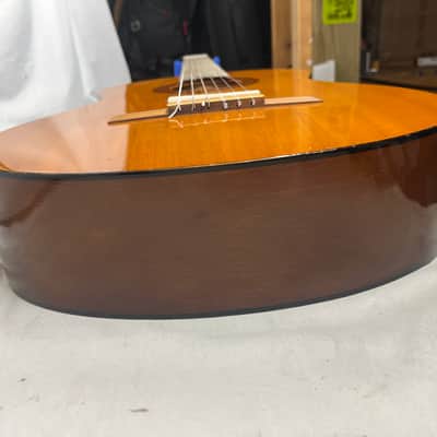 Yamaha C40 Classical Acoustic Guitar image 18