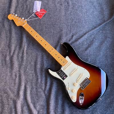 Fender American Ultra Stratocaster Left-Handed MN Maple 2021 Ultraburst US210065420 image 3