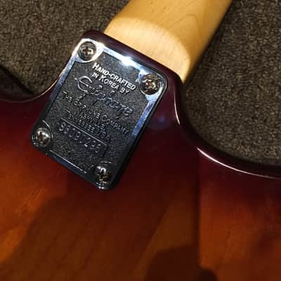 Epiphone Thunderbird 2006 Sunburst image 6