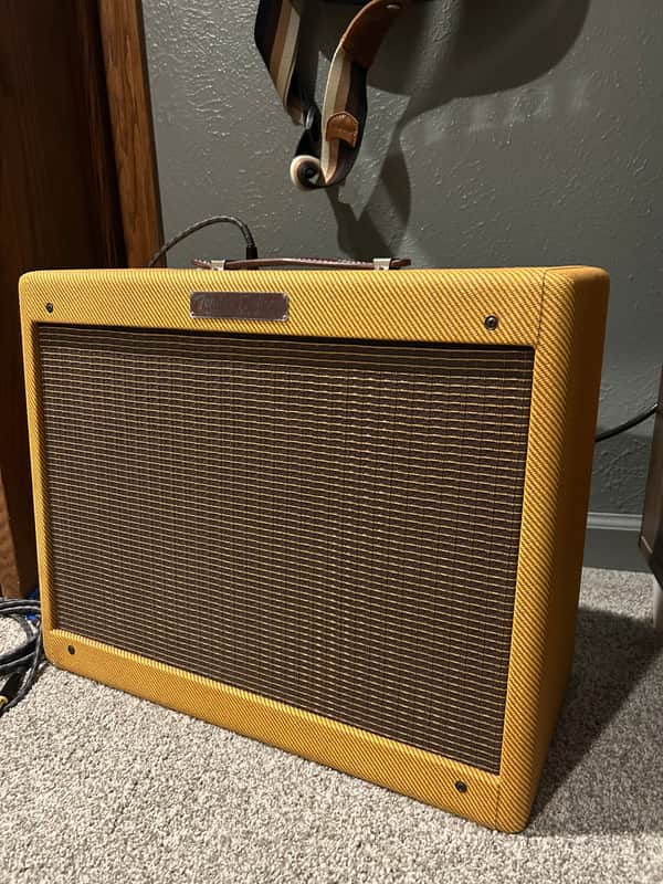 Fender '57 Custom Deluxe 2-Channel 12-Watt 1x12" Guitar Combo 2016 - Present - Lacquered Tweed image 1