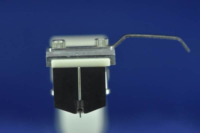 Denon DL-103 MC Cartridge W/SAEC ULS-3X Ceramic Headshell In Excellent Condition image 1