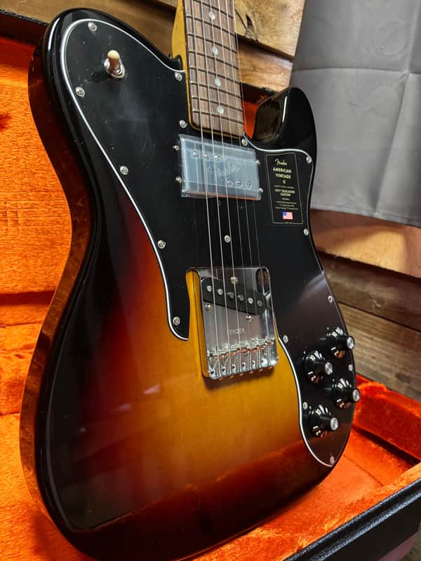Fender American Vintage II 1977 Tele Custom RW 3-Tone Sunburst w/case image 1