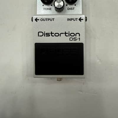 Boss Roland DS-1-WH Distortion Pearl White Limited Edition Guitar Effect Pedal image 1
