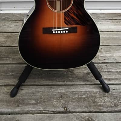 Bourgeois Touchstone L DBO 2026 - High Gloss Sunburst image 1