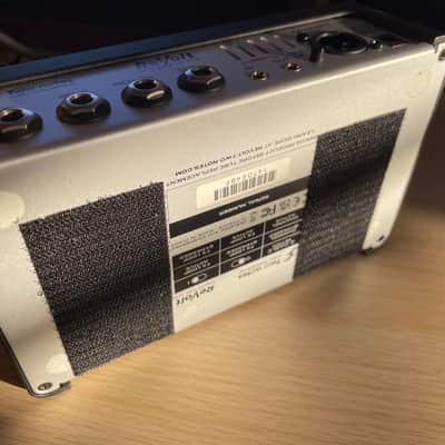 Two Notes ReVolt Guitar 2022 - Present Silver / Black image 5