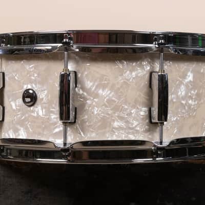 Pearl 5.5x14 Session Studio Select Nicotine White Marine Pearl Snare Drum image 7