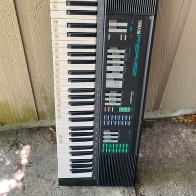Yamaha PSR-32 Early-90s - FREE SHIPPING
