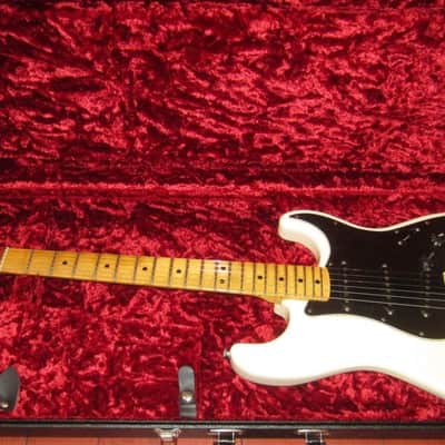 1977 Fender Stratocaster Hardtail White w Fender Hardshell Case image 16