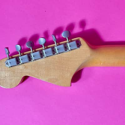 Fender Jaguar 1965 Super Clean- 3-Color Sunburst 100% Original image 11