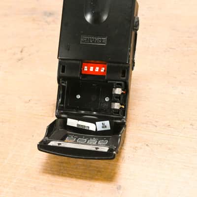 Shure P6HW Wired Bodypack Receiver CG011VS image 3