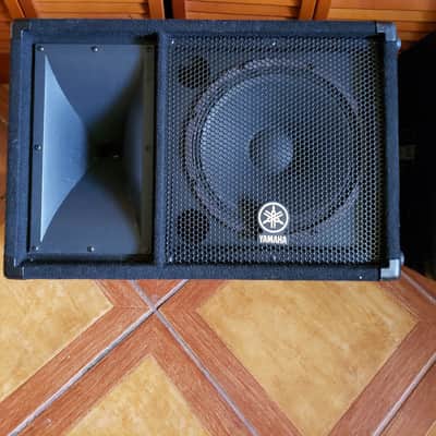Yamaha SM12V 350W 12-inch Club V Series Floor Monitor (Pair) image 6