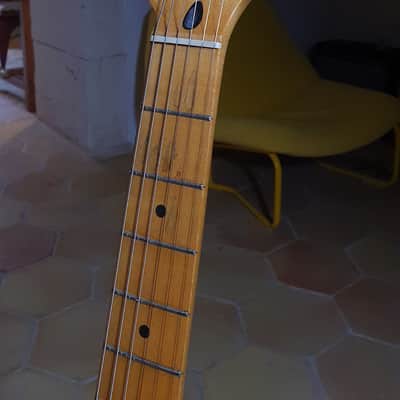 Fender "Squier Series" Standard Stratocaster with Maple Fretboard 1995 - Torino Red image 6