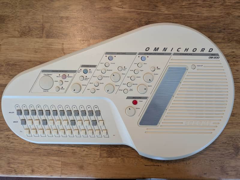 Suzuki Omnichord OM-300 Around 1996 - White image 1