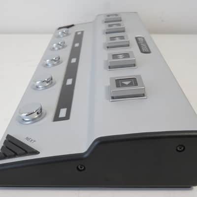 Apogee Gio USB Guitar Interface Controller – Boxed image 8