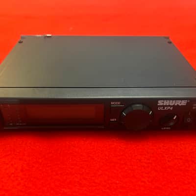 Shure ULXP4-J1 - (Complete Wireless System) Black image 2