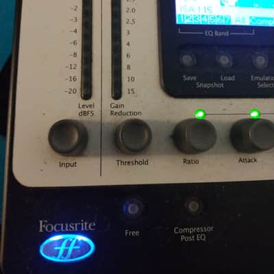 Focusrite Liquid Mix 32 2010s - Silver image 3