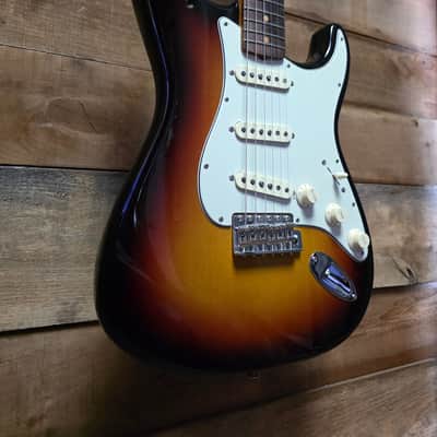 Fender American Vintage II 1961 Stratocaster (Pre-Owned) - 3-Color Sunburst w/ Case image 1
