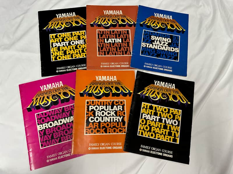 Lot of 6 Old Vintage Yamaha Organ Course Books Sheet Music Latin, Jazz, Broadway, & Country image 1