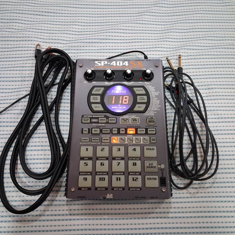 Roland SP-404SX Linear Wave Sampler 2009 - 2017 - Black image 1