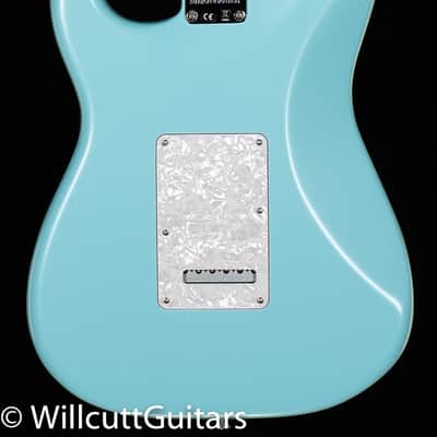 Fender Limited Edition Cory Wong Stratocaster Rosewood Fingerboard Daphne Blue (124) image 4