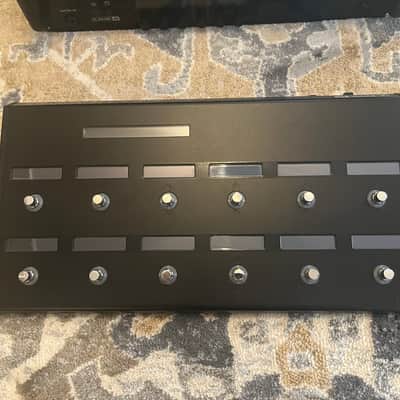 Line 6 Helix Rack with Controller image 5