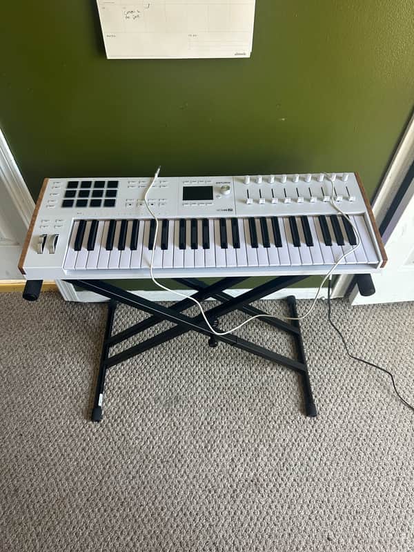 Arturia KeyLab 49 mk3 49-key Keyboard Controller - White image 1