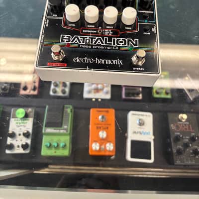 Electro-Harmonix Battalion Bass Preamp/DI 2017 - Present - Black Graphic image 1