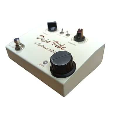 Used Fulltone Deja'Vibe Chorus Vibrato Pedal image 4