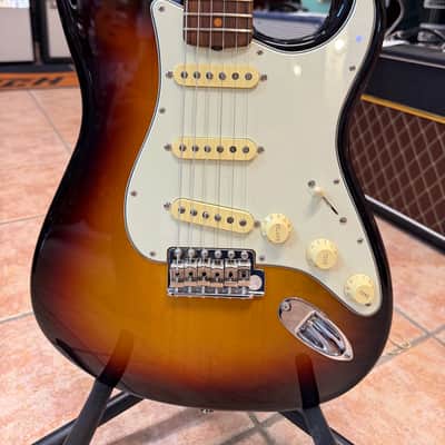 Fender American Vintage II 61 Stratocaster 2024 - 3 Color Sunburst image 1