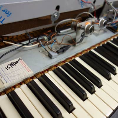 Wurlitzer 200 64-Key Electric Piano 1968 - 1974 - Beige image 12