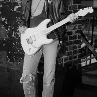 Fender Stratocaster Richie Sambora Signature 1995 image 17